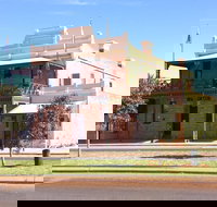 Old Gentleman's Club