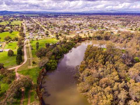 Howlong - Newcastle Accommodation 0