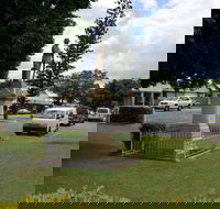 Miriam Vale War Memorial - New Castle Tourism