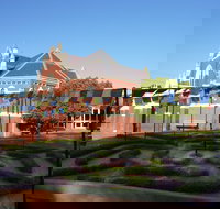 Queenscliff Uniting Church - New Castle Tourism