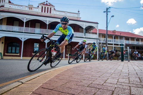 The West Side Story - Avon River Cycle Trail - New Castle Tourism 0