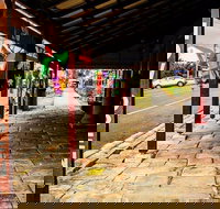 Campbell's Store Craft Centre - New Castle Tourism