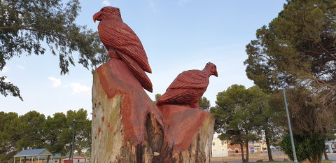 Chainsaw Tree Sculpture - Newcastle Accommodation 2