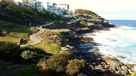 MacKenzies Beach - New Castle Tourism 0