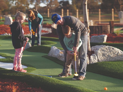 Rich River Golf Club - New Castle Tourism 2