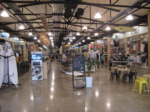 Saltwater Wine Surf Centre: Port Macquarie - New Castle Tourism 0