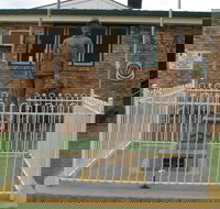 Soldier Statue Memorial Chinchilla - Newcastle Accommodation