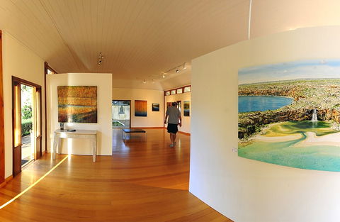 Yallingup Galleries - New Castle Tourism 1