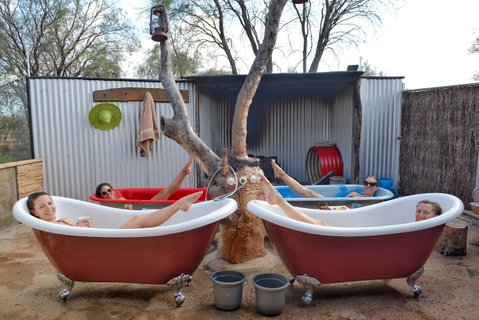 Artesian Mud Baths - Newcastle Accommodation 0