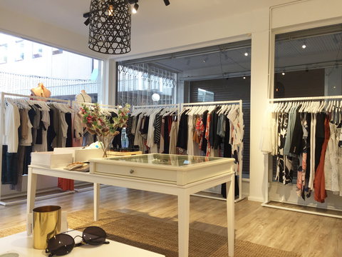 Ivory Lane Boutique - Newcastle Accommodation 2