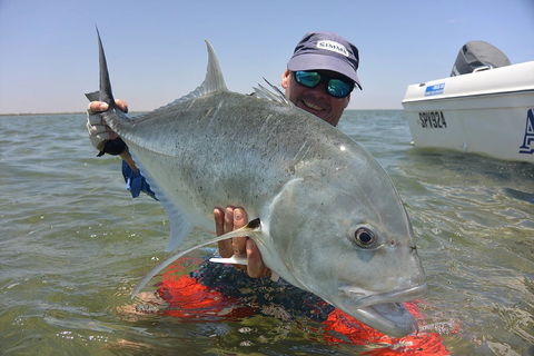 Ningaloo Fly Fishing - New Castle Tourism 0