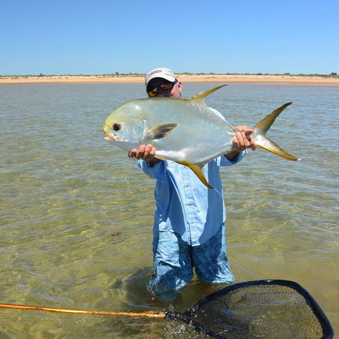 Ningaloo Fly Fishing - New Castle Tourism 1