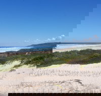 Treachery Beach - Newcastle Accommodation