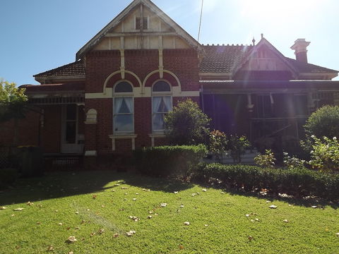 Antiques Of The Riverina - Antique Trail - New Castle Tourism 1