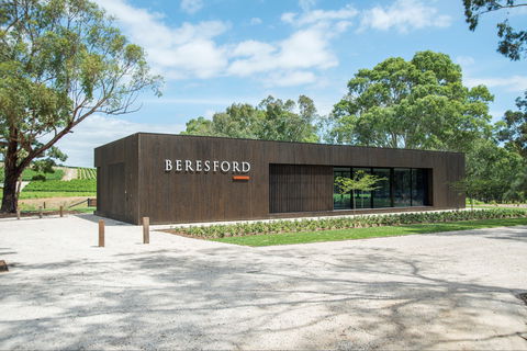 Beresford Estate Tasting Pavilion - Newcastle Accommodation 1