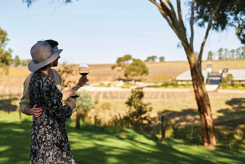 Beresford Estate Tasting Pavilion - Newcastle Accommodation 2