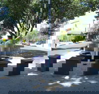 Emerald War Memorial - Newcastle Accommodation