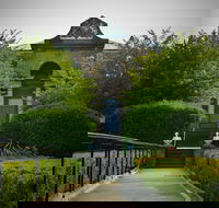 Lambie Town Walk - Newcastle Accommodation