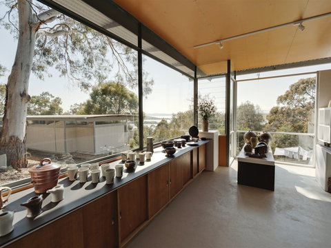 Ridgeline Pottery - Newcastle Accommodation 1