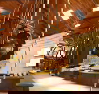 Up-To-Date Store Cultural Precinct - Newcastle Accommodation