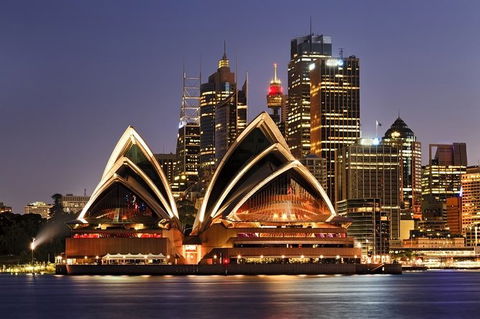 Sydney Airport Transfers : Sydney Airport SYD To Sydney City In Business Car - New Castle Tourism 4