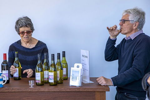 Bathurst Wine Trail Full-Day Private Tour With Tastings - New Castle Tourism 0