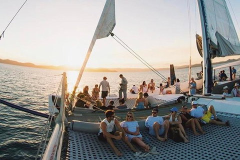 Sunset Sail In The Whitsundays - Newcastle Accommodation 2