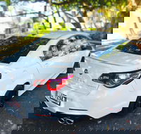 Airport Transfer - Cairns Airport To Port Douglas - Newcastle Accommodation