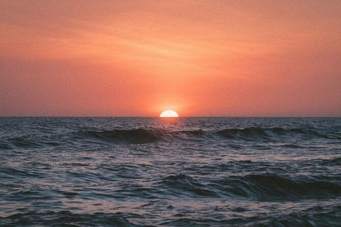 Bareboat Hire - Cattitude 7 Nights - Newcastle Accommodation 2