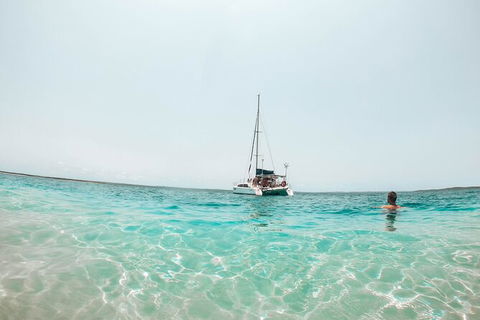 5 Night Bareboat Onboard Cattitude - Newcastle Accommodation 4