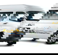 11 Seat Minibus  Sunshine Coast Airport Private Transfer - Newcastle Accommodation