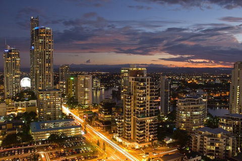 Arrival Private Transfers From Gold Coast Airport OOL To Gold Coast City - New Castle Tourism 5