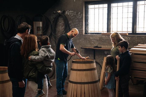 Yalumba Cooperage Tour - Newcastle Accommodation 6