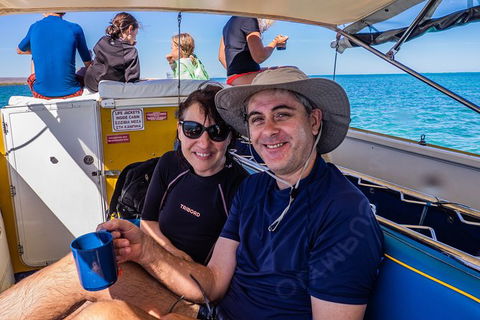 Ningaloo Immersion Private Charter - New Castle Tourism 7