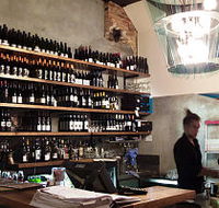 Denn Restaurant - Newcastle Accommodation