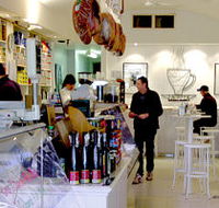 Lygon Foodstore - Newcastle Accommodation