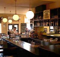 Percy's Bar and Bistro - Newcastle Accommodation