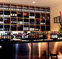 Restaurant Sud - Newcastle Accommodation