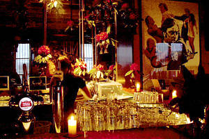 Cherry Bar - New Castle Tourism 0