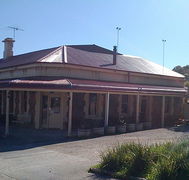 Old Bush Inn - New Castle Tourism