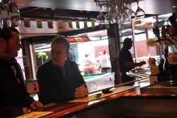 Highlander Hotel - New Castle Tourism 0