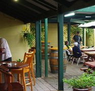 Bird In Hand Inn - New Castle Tourism