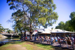 Anglers Tavern - New Castle Tourism 3