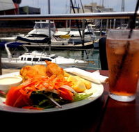 Townsville Yacht Club - New Castle Tourism