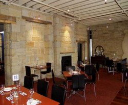 Customs House Waterfront Hotel - Newcastle Accommodation 1