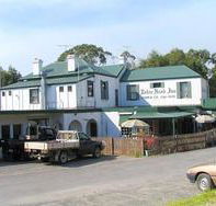 Robin Hood Hotel - New Castle Tourism