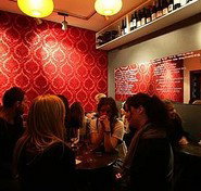 Shop and Wine Bar - Newcastle Accommodation