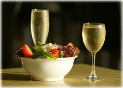 The Courthouse Hotel Port Douglas - New Castle Tourism 1