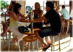 The Courthouse Hotel Port Douglas - New Castle Tourism 3
