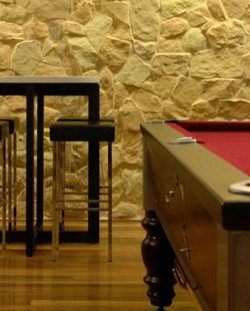 Camden Hotel - New Castle Tourism 1
